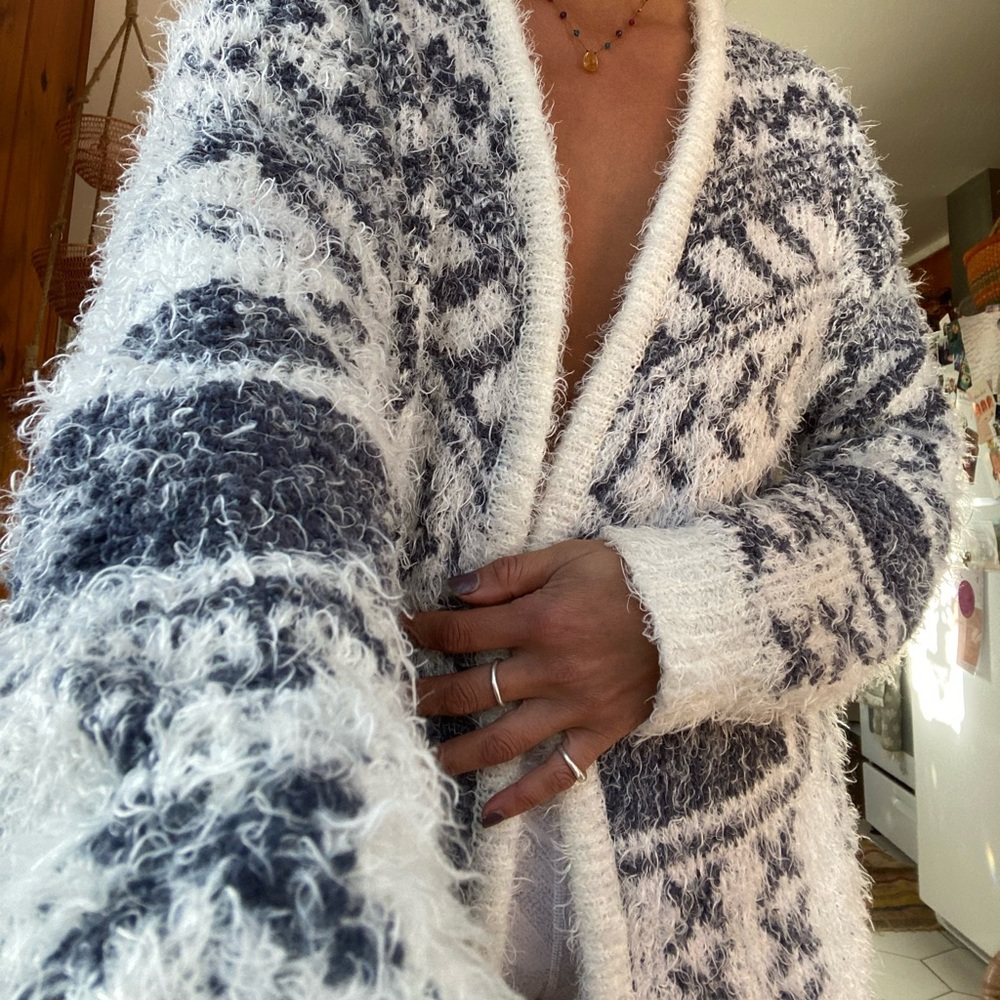 AZTEC SWEATER